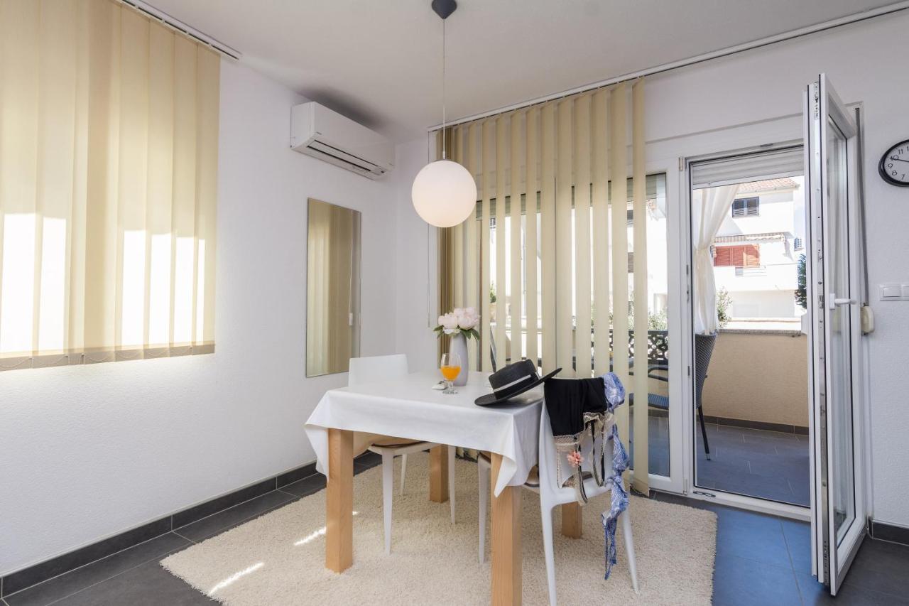 Apartments Nella プリヴラカ エクステリア 写真