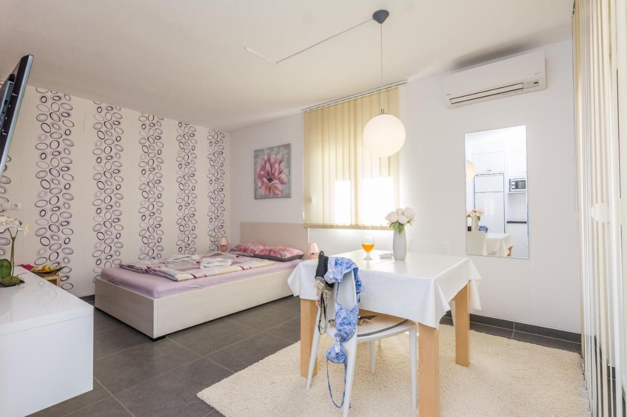 Apartments Nella プリヴラカ エクステリア 写真