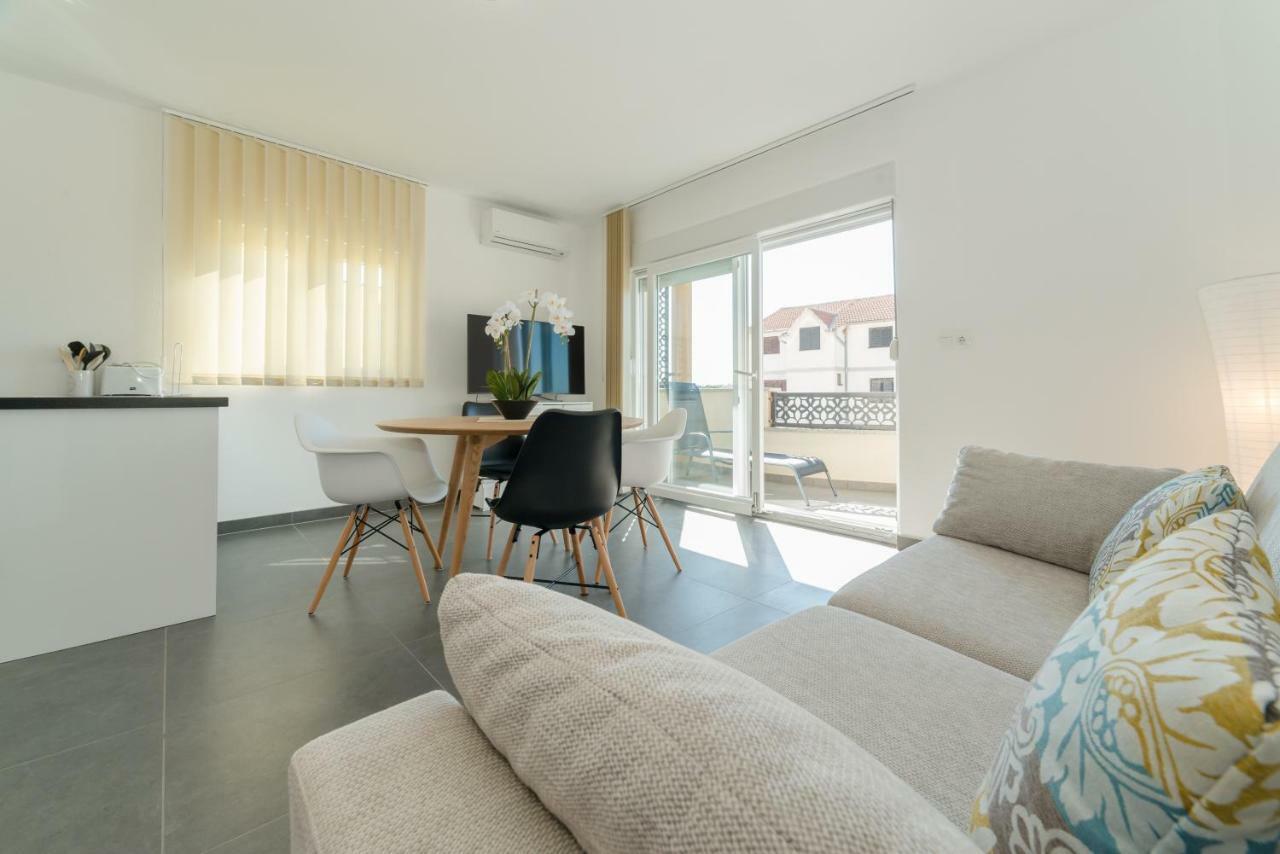 Apartments Nella プリヴラカ エクステリア 写真