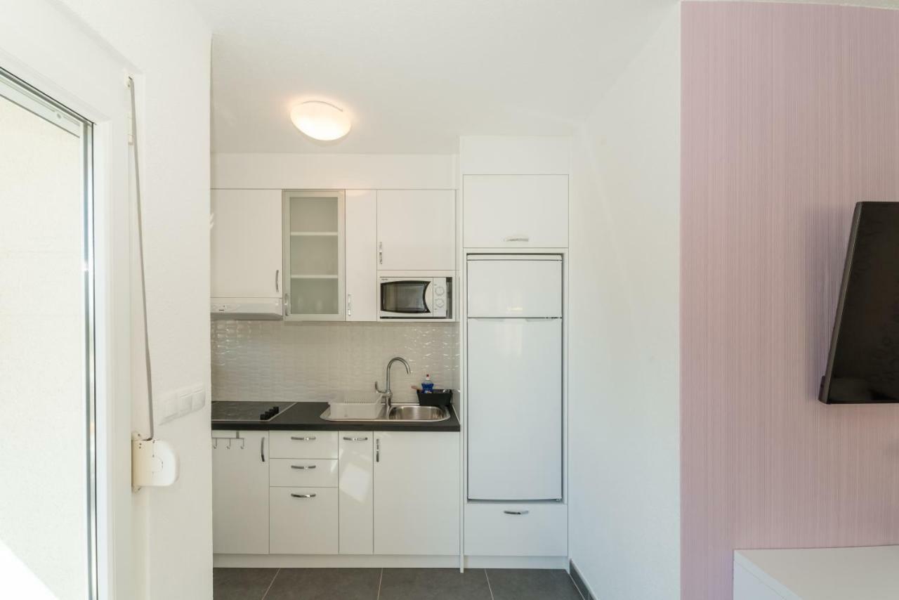 Apartments Nella プリヴラカ エクステリア 写真
