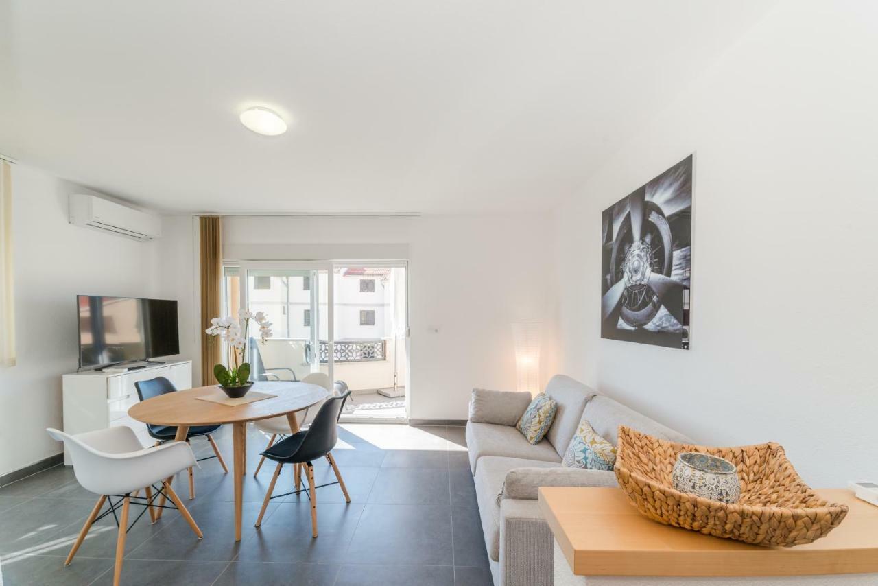 Apartments Nella プリヴラカ エクステリア 写真